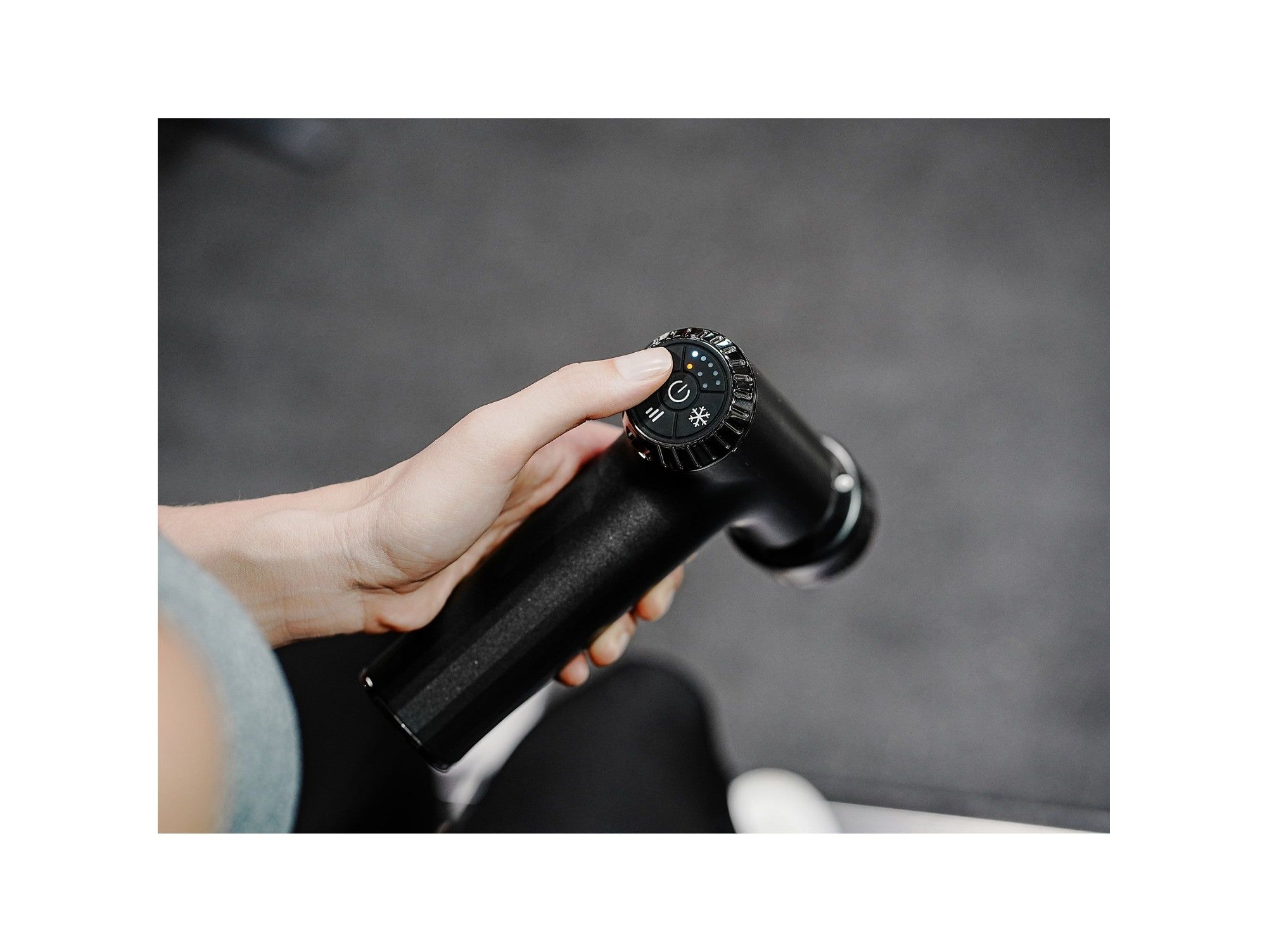 אקדח עיסוי מקצועי