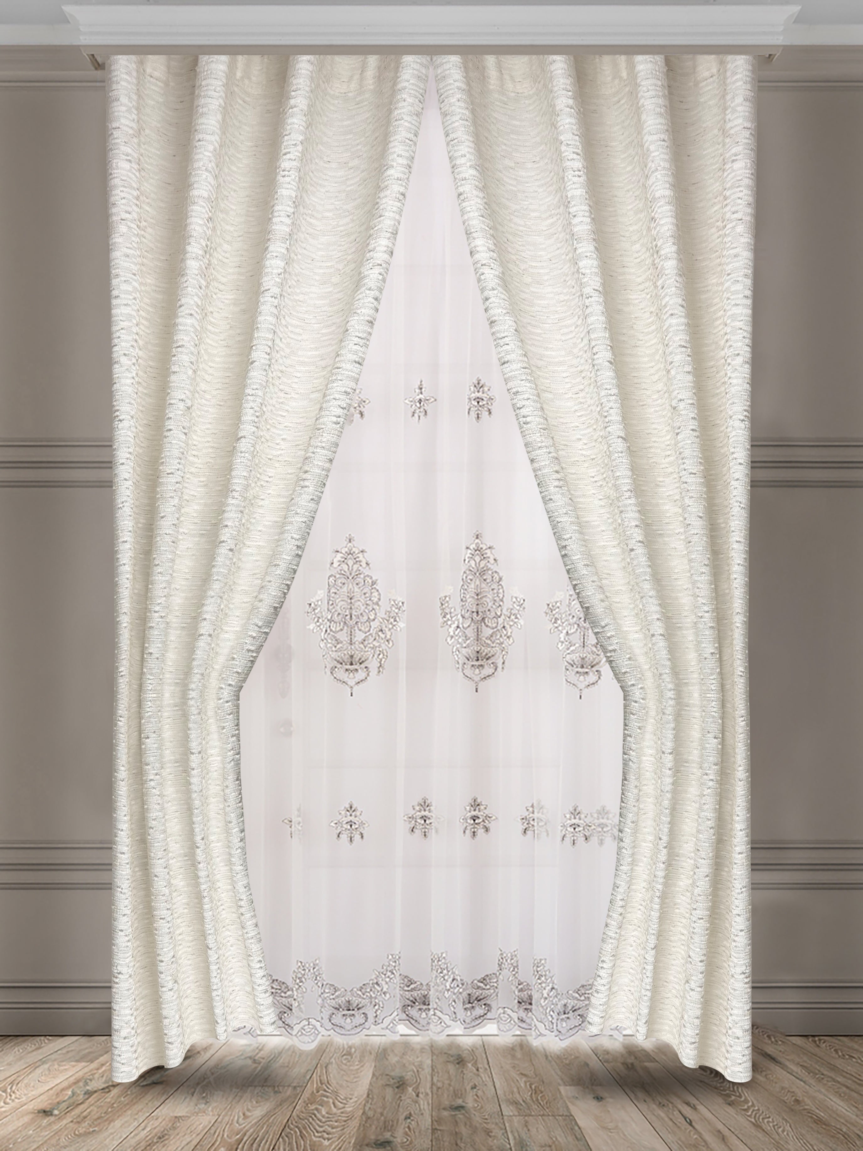 וילון ארוך דוגמת בז' פסים - מידה 1.40/1.60