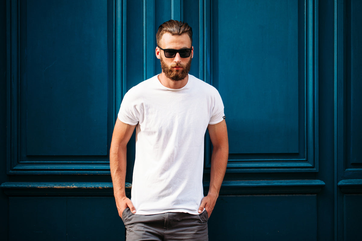 מארז 6 חולצות איכותיות טריקו לגבר - צבע לבן , לבן , לבן, אפור ,  ירוק רויאל , אפור