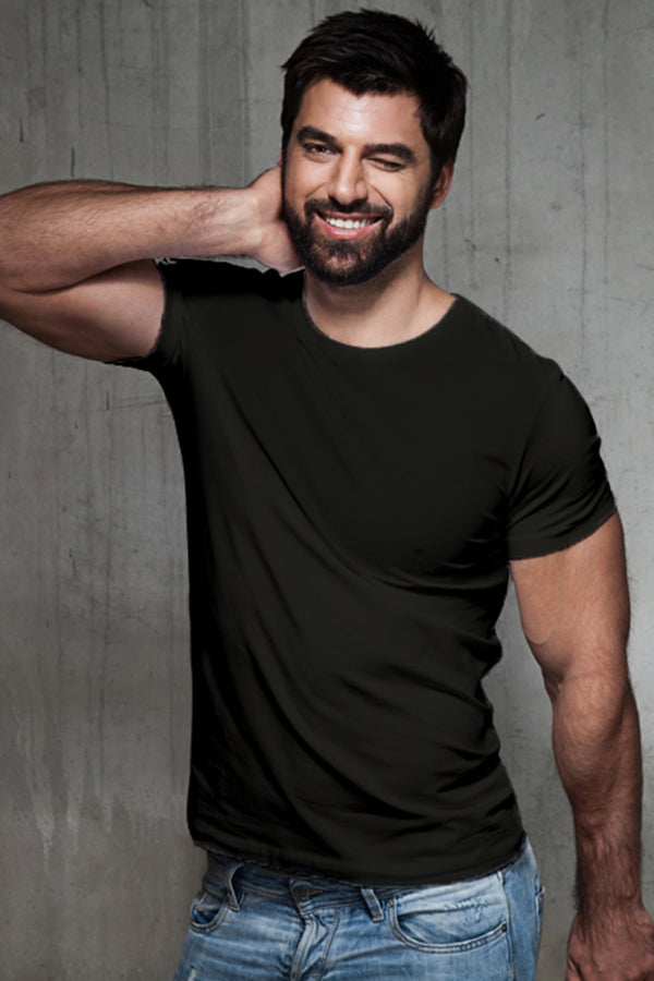 מארז 6 חולצות איכותיות טריקו לגבר  שחור, אפור, ירוק רויאל , לבן , לבן , לבן